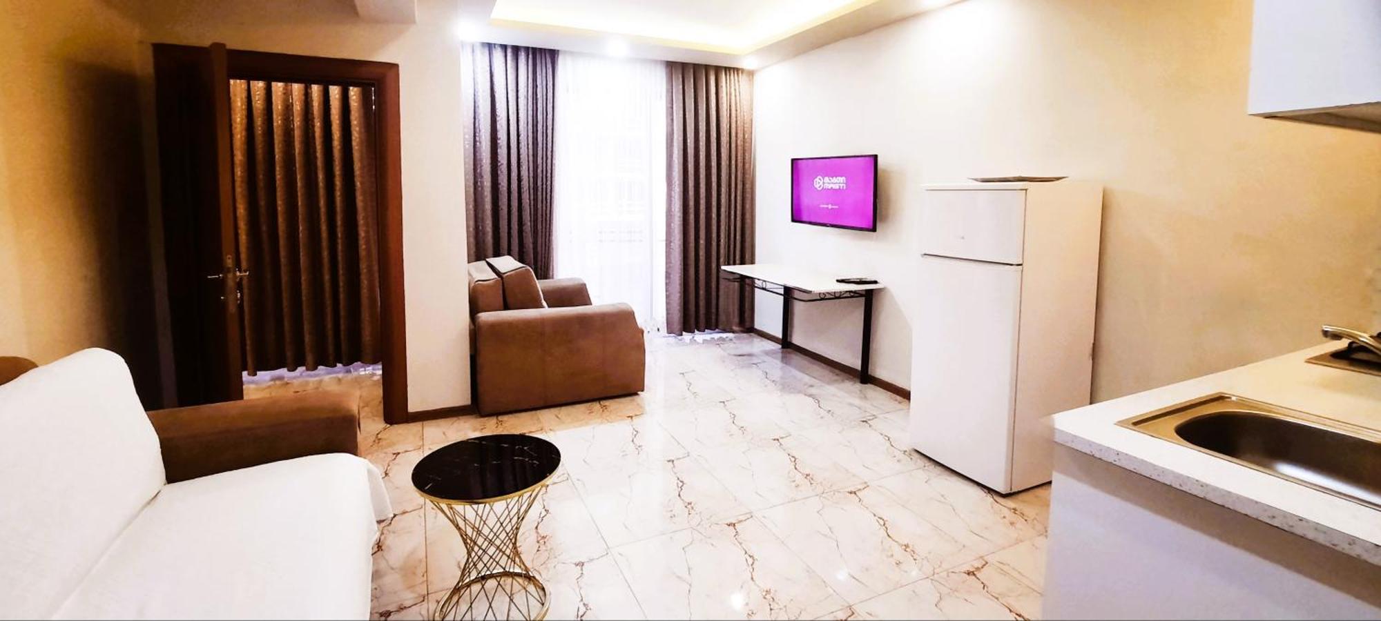 Selazir Apart Hotel 巴统 外观 照片