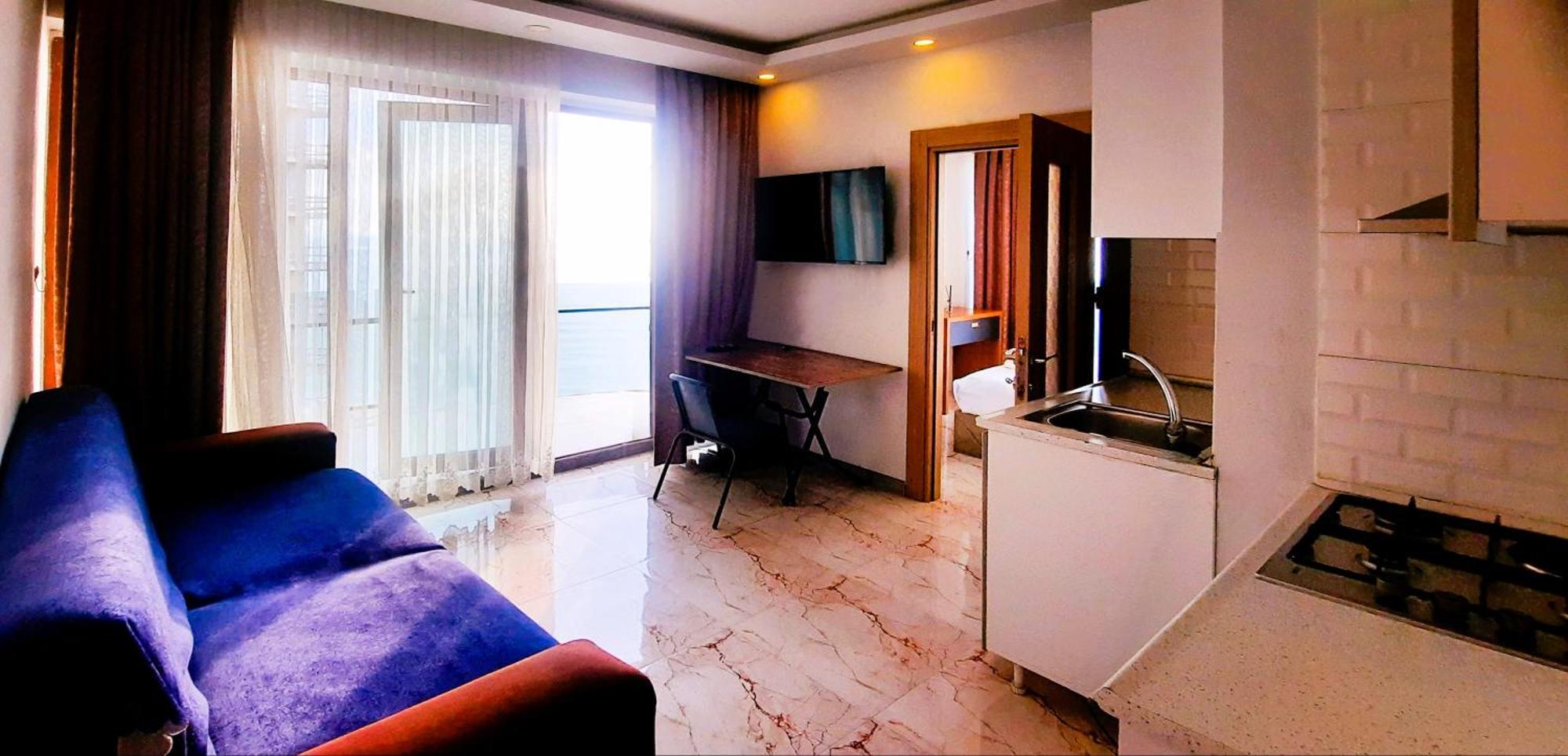 Selazir Apart Hotel 巴统 外观 照片